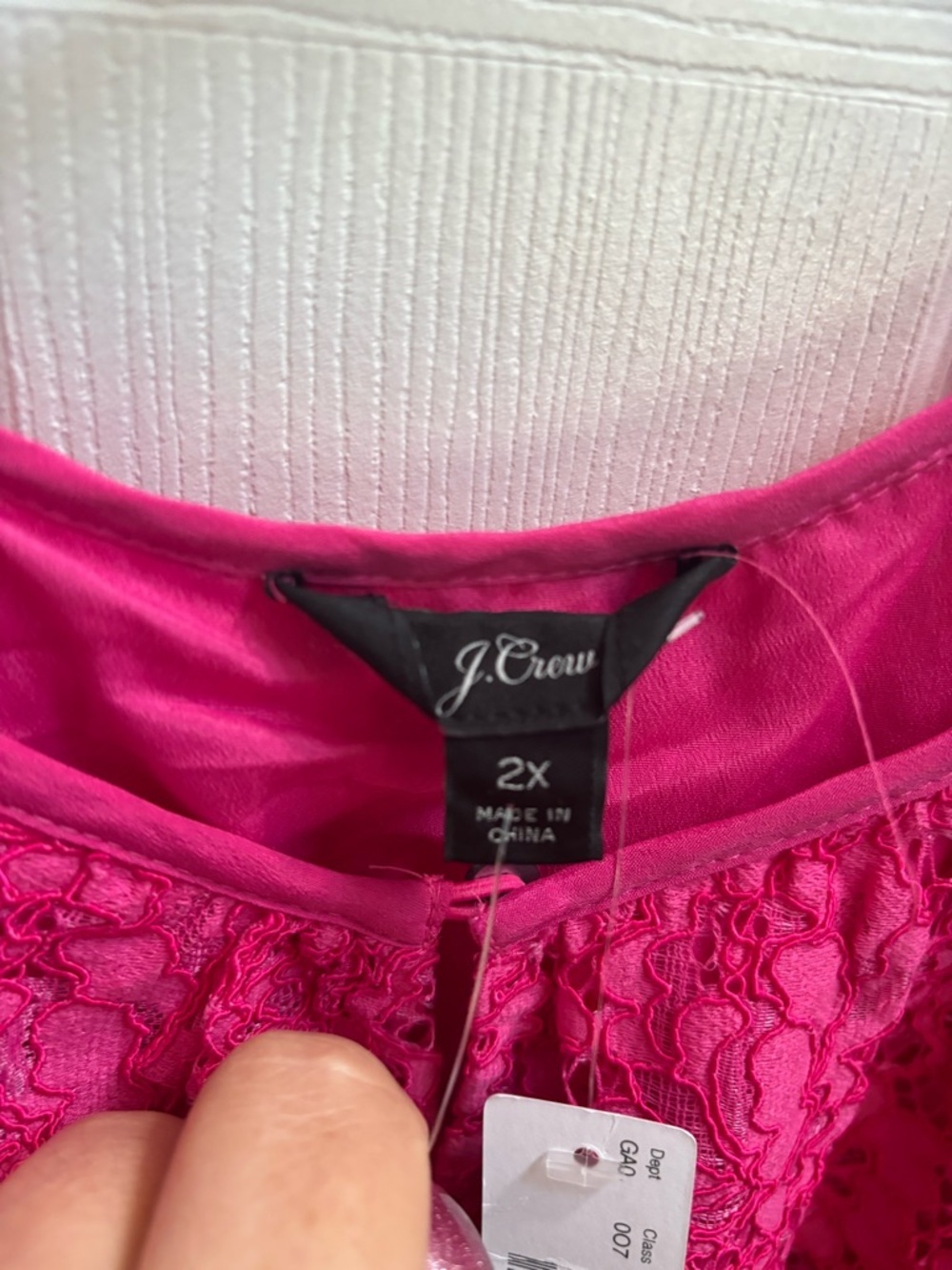 J. Crew Woman’s Short Sleeve Lace Top in Fushia Pink, Size 2x, NWT - Picture 3 of 4